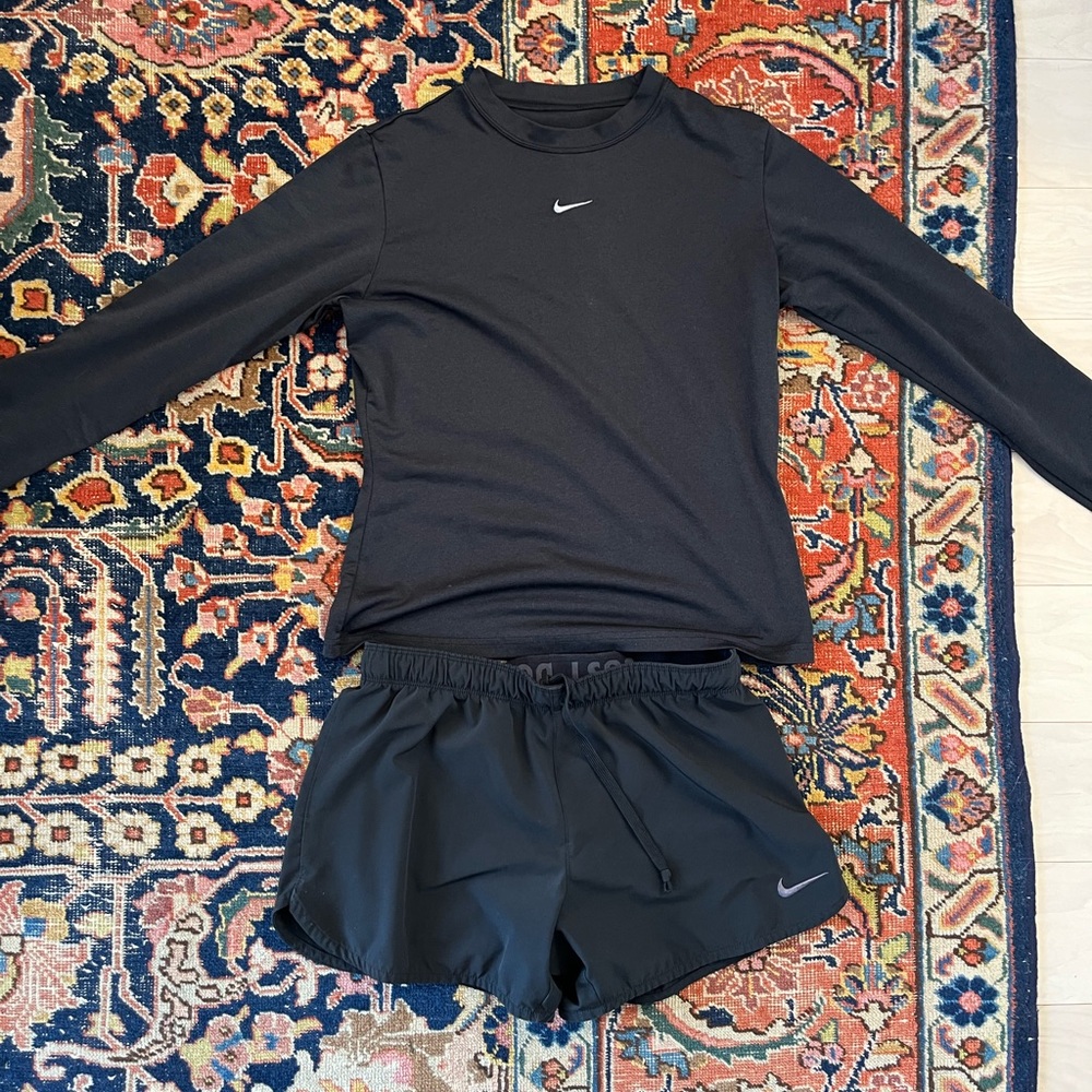 Retro Nike Shirt & Shorts